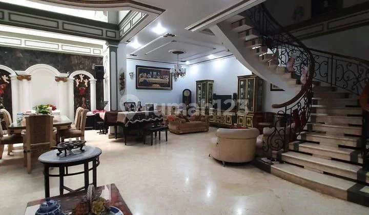 Rumah Siap Huni Dalam Komplek, Lokasi Sangat Strategis