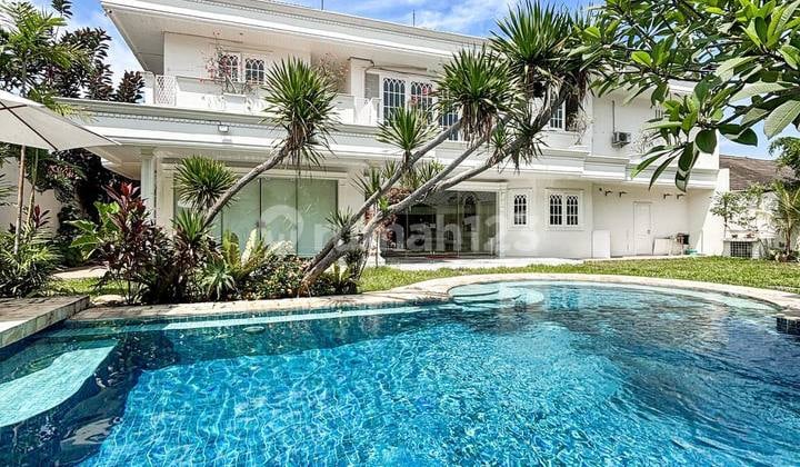 Rumah Mewah Terawat dan Siap Huni Lokasi Cilandak