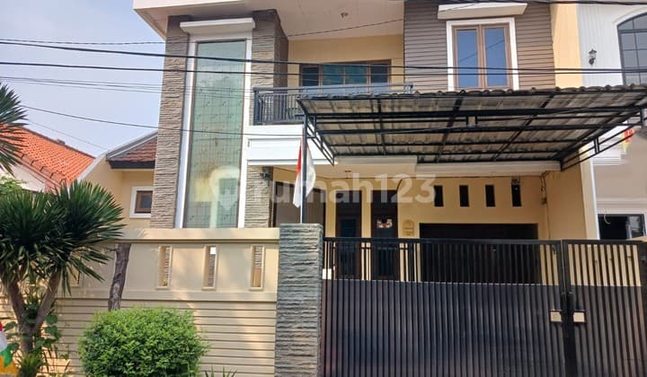 Rumah Dijual Bersih Rapih Siap Huni di Komplek Merpati, 0053 Joc