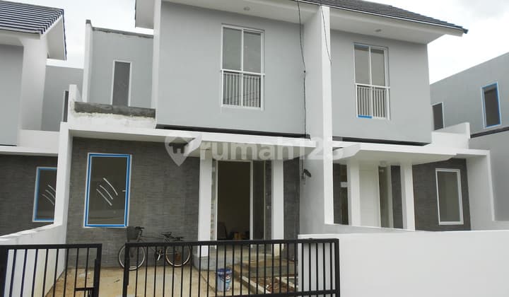 Land Area: 84 (6x14), Building Area: 65, 2 floors, 2 bedrooms, 2 bathrooms, HGB, in Taman Surya 5, West Jakarta (PAU)