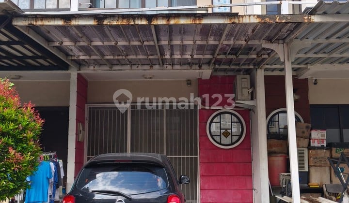 Rumah di Green Lake City Tangerang