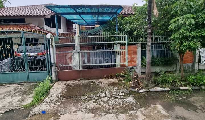 Rumah Tua di Prima Indah Grogol Jakarta Barat