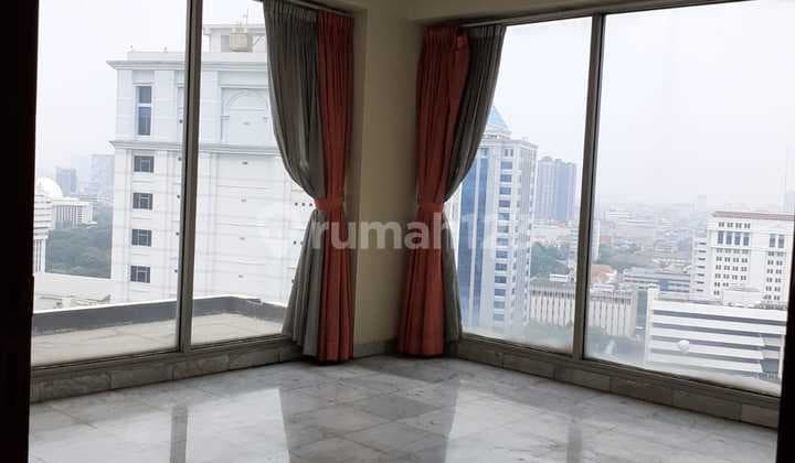 Jual Apartemen Duplex 2 Lantai di Tengah Kota Jakpus Harga Dibawah Njop