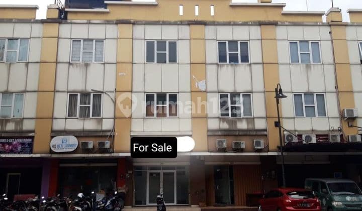Ruko Strategis di Golden Boulevard Serpong Tangerang Selatan