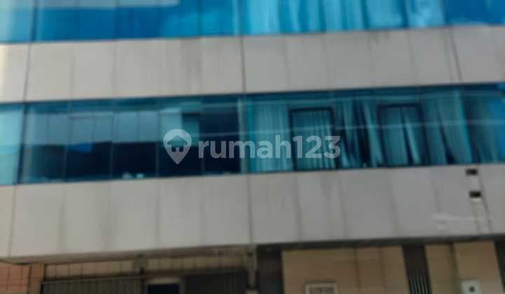 Ruko 5 Lantai Pinggir Jalan Raya di Graha Kencana Kebon Jeruk Jakarta Barat