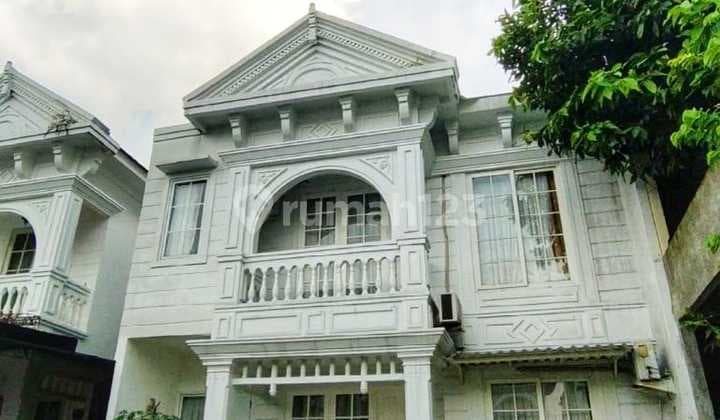 Rumah Fully Furnised 2 Lantai di Victoria River Park Bsd City Tangerang Selatan