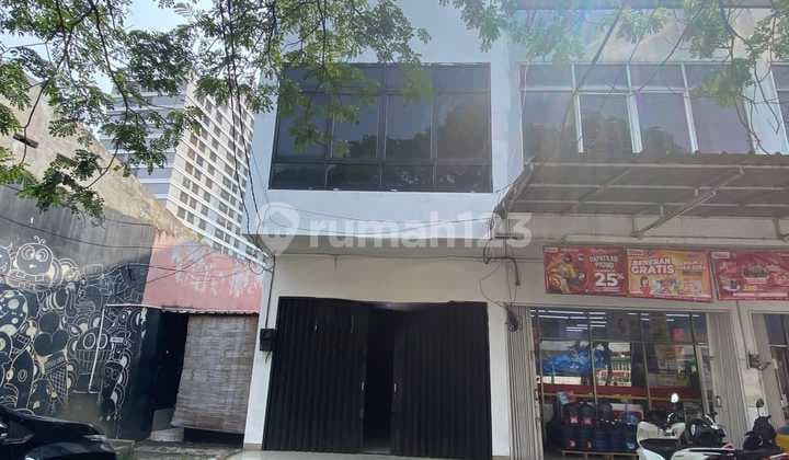 Ruko Kosong 2 Lantai Siap Usaha Yang Terletak Di Tempat Strategis Sudimara, Ciledug, Tangerang Banten.