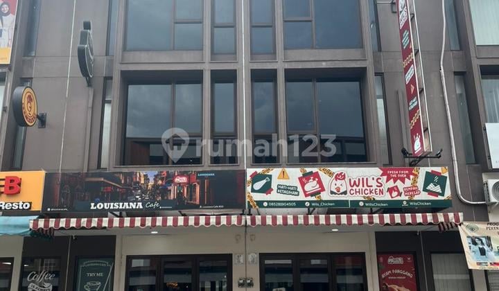Ruko Gandeng dengan Double Facade di Virginia Arcade BSD City Tangerang Selatan 89