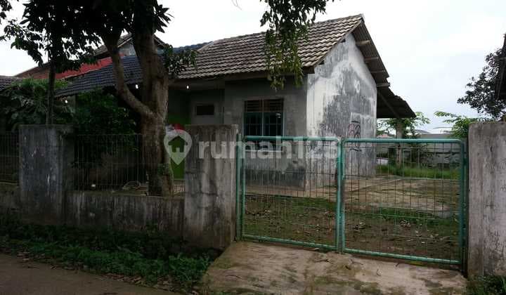Fast Sale of Bumi Puspiptek Asri House in Cisauk Tangerang 146