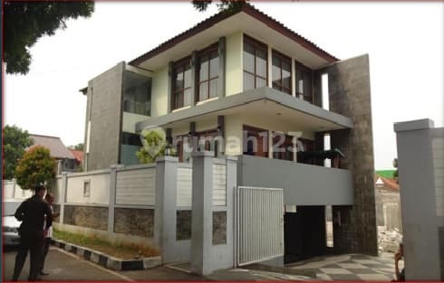 Nice SHM House in Bogor Baru Housing Block B, Bogor