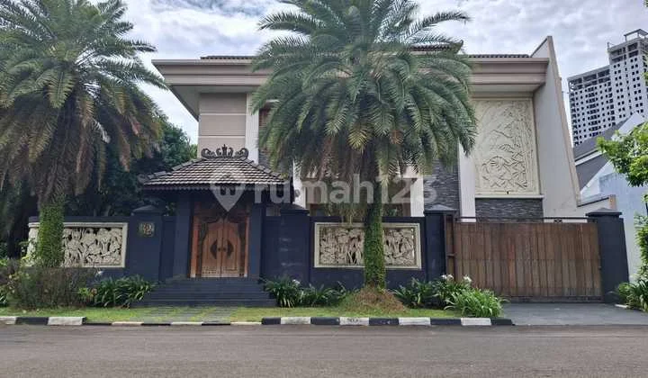 Dijual Rumah Mewah di Perumahan Jakapermai, Bekasi Barat