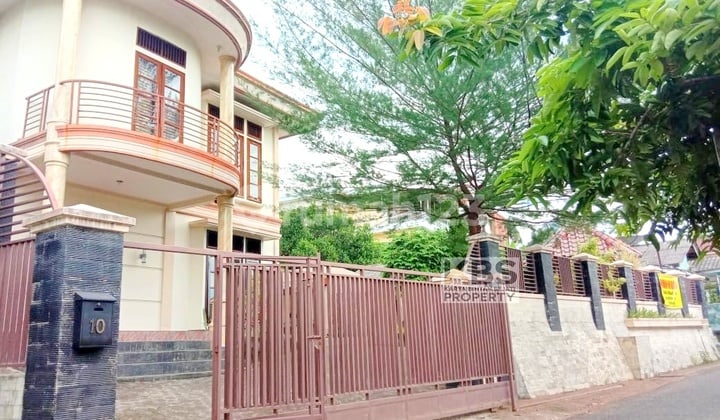 Dijual Rumah Besar 2 Lantai - Lokasi Strategis Jl. Cempedak, Tanjungpinang