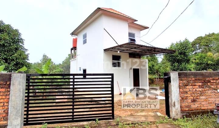 Dijual Rumah Mewah 2 Lantai - Lokasi Strategis Jl. Panglima Dompak, Tanjungpinang