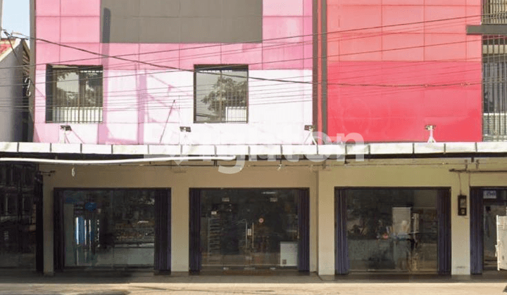 3 Ruko Jejer Jadi 1 Nol Jalan Raya Sukomanunggal