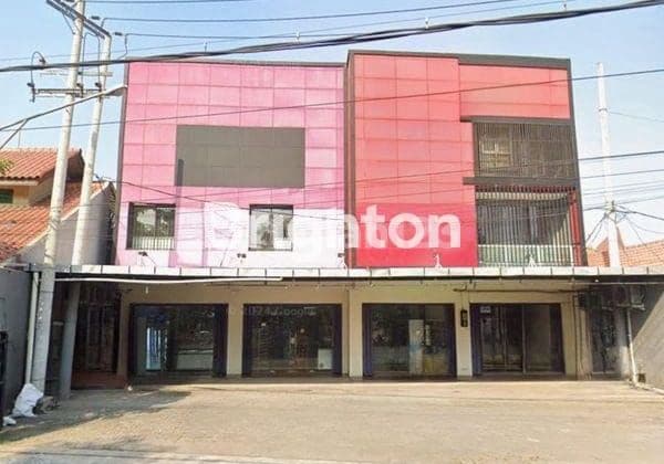 4 Ruko jejer Nol Jalan Raya Sukomanunggal