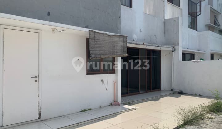 Jual Rumah 2 Lantai Cluster Jakarta Garden City