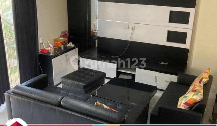 Jual Rumah mewah di JGC Cakung Semi Furnish Jakarta timur