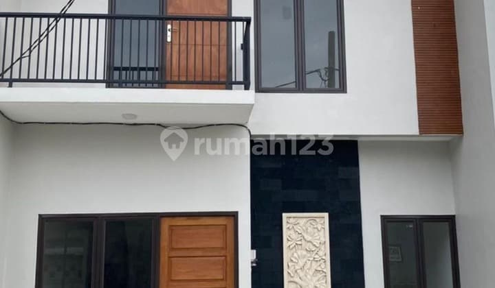 For Sale: 2-Story Ready-to-Occupy House, Strategic and Flood-Free Location in Malaka Jaya Cilincing, North Jakarta