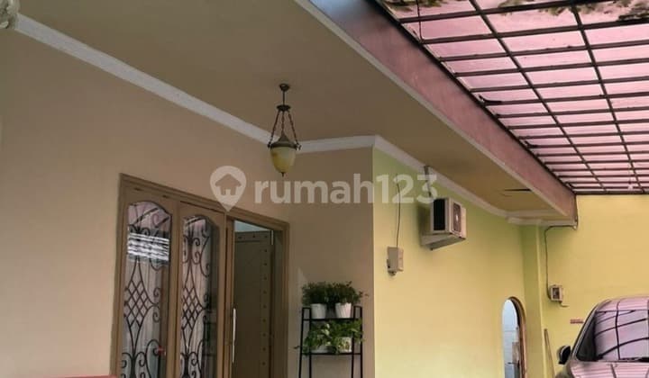 Rumah siap huni di Cipinang Melayu Makasar