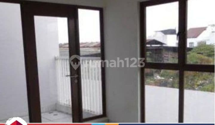 Jual Rumah di Cluster Zabrina JGC Cakung Jakarta timur