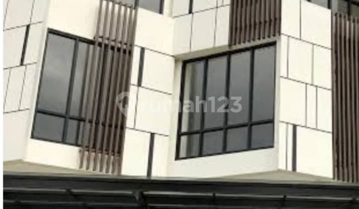3-Story Unfurnished Shop House for Rent in JGC Area, East Jakarta