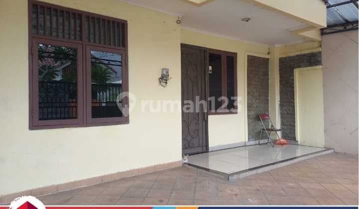 Jual Rumah Siap Huni 2 Lantai,Letak Strategis Dan Bebas Banjir Di Metland Menteng,Jakarta Timur Baru Renovasi