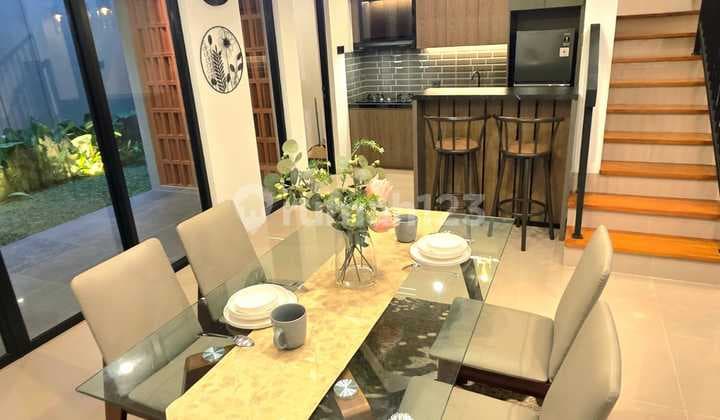 RUMAH MEWAH DEKAT STADION MAGUWOHARJO WATERBOOM JOGJA UGM UPN