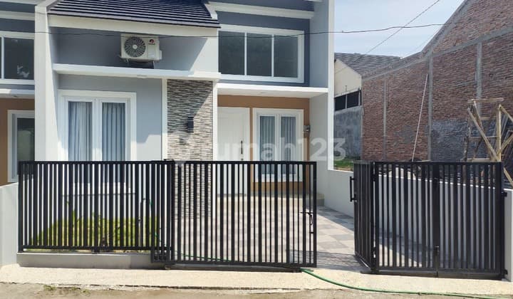 RUMAH CANTIK SIAP HUNI MINIMALIS PURWOMARTANI SLEMAN KALASAN