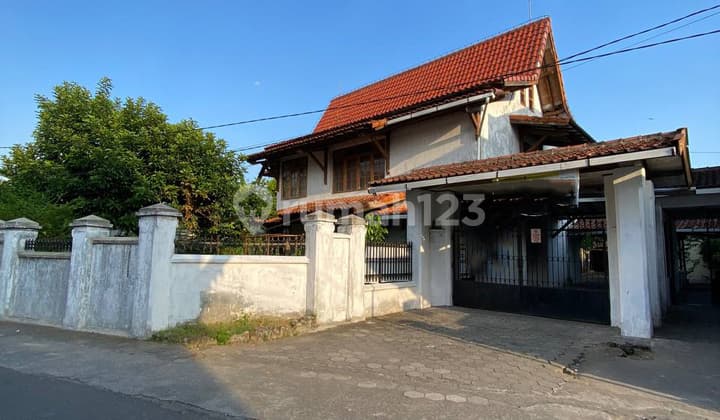 Tanah Murah Luas Bonus Rumah di Pusat Kota Jogja Taman Siswa