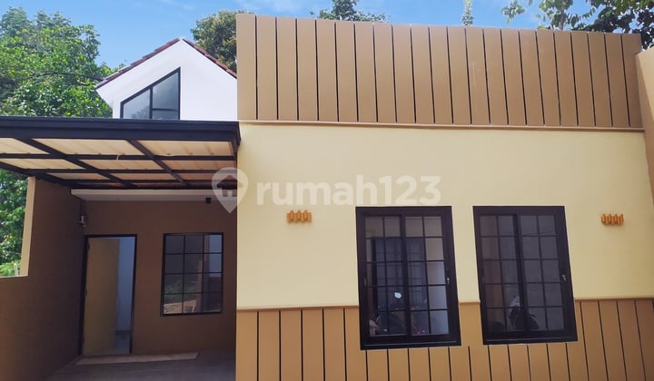 Rumah Dijual 1 Lantai, Bangunan Mewah, Dekat ke Fasilitas Umum