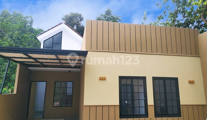 Dijual Rumah Mewah Harga Murah 1 Lantai Siap Huni,Dekat Akses Tol