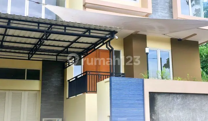 Dijual Rumah Bagus Semi Furnish Panorama Candi Golf
