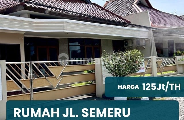 RUMAH SEMI FURNISH CARPORT DAN GARASI LUAS JL SEMERU