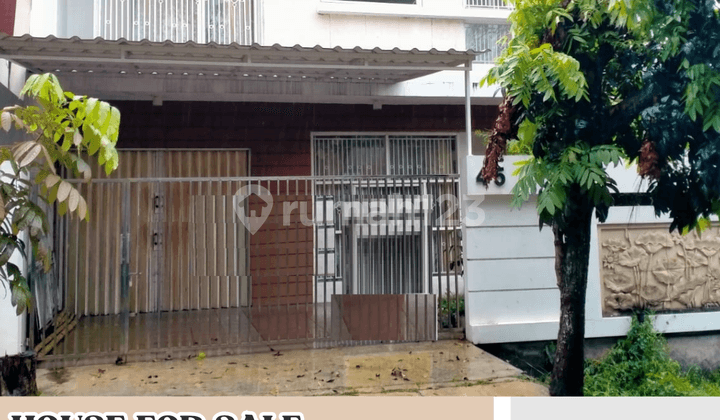 FOR SALE, 2-STORY HOUSE, READY TO OCCUPY, JL SEMERU, GAJAH MUNGKUR.