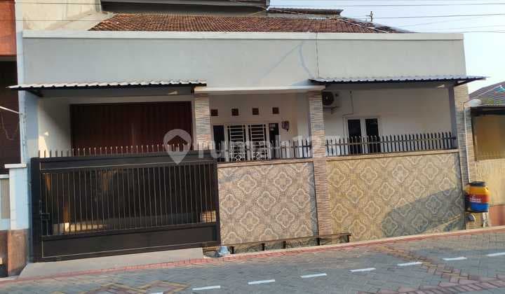 FOR SALE 1.5 STORY HOUSE SEMI FURNISHED TAMBAK MAS TANAH MAS NORTH SEMARANG