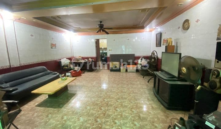 For Sale: Taman Palem 3-Bedroom 2-Story House, Neat and Ready to Move In