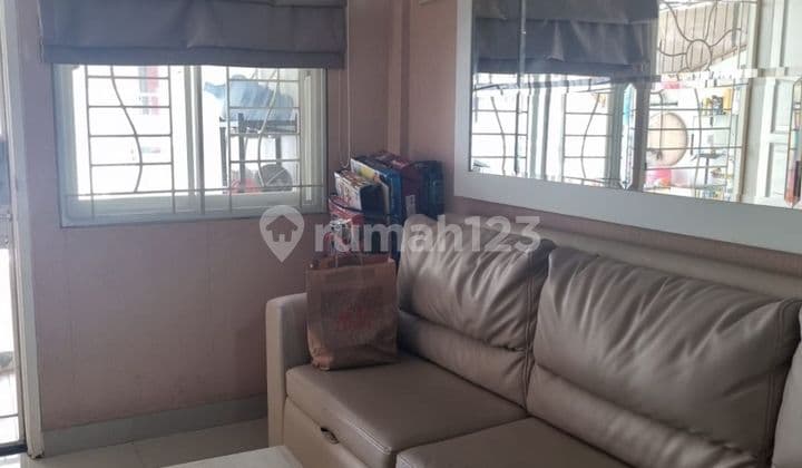 Dijual cepat rumah cantik di Taman Palem Lestari Kalideres Jakarta Barat