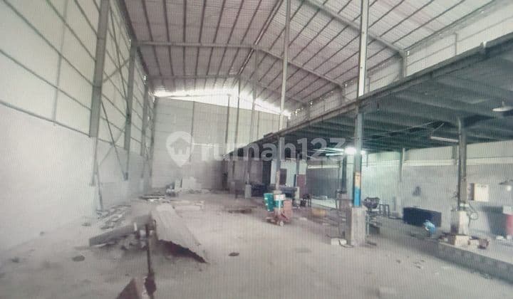 Warehouse plus office for sale below NJOP in Jurumudi