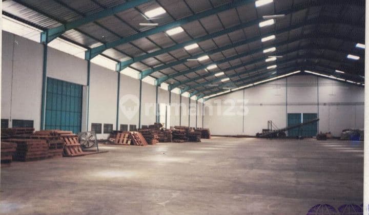 Dijual Murah Harga Dibawah Njop Gudang Plus Tanah di Cilincing Jak Utara.