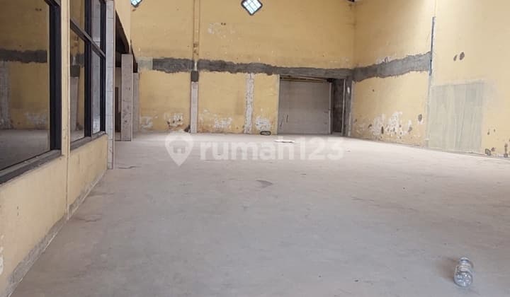 For rent.warehouse.in.Daan.Mogot.West.Jakarta