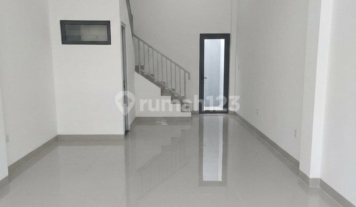 Ruko Strategis 2 Lantai di Citra 8 Aerolink Boulevard Siap Pakai