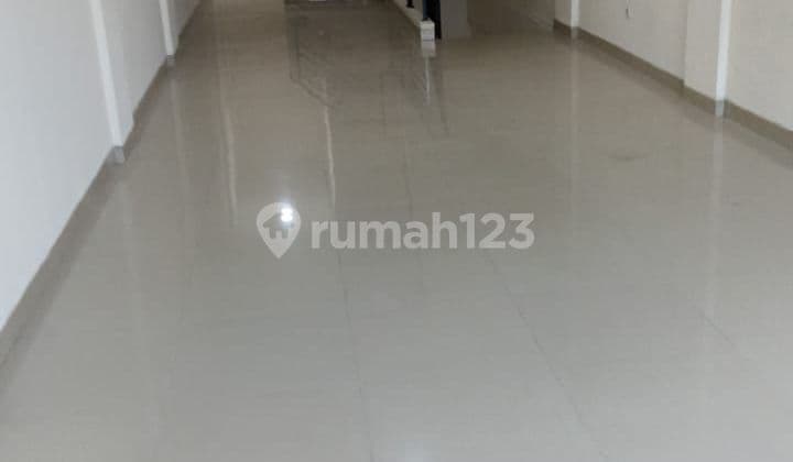Ruko Tanjung Duren bagus untuk usaha 150 JT