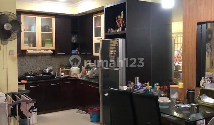 Dijual rumah siap huni di perum Gading Arcadia kelapa gading jakarta utara