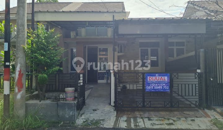 Rumah Cantik di Cibubur City, SHM, Bagus, Barat