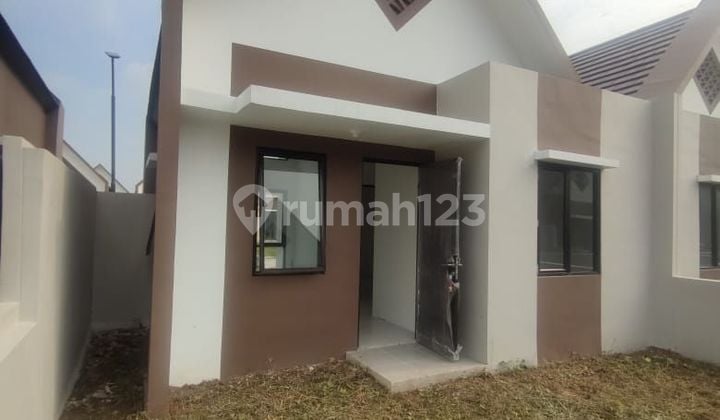 Rumah baru di KOTA PODOMORO TENJO, SINGABRAJA
CLUSTER BURGUNDY SHM Baru Selatan