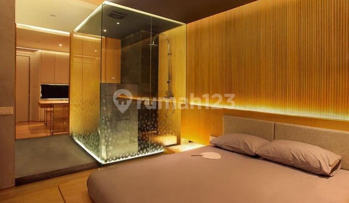 The Boulevard Apartemen Full Furnished, Hanya Bawa Koper