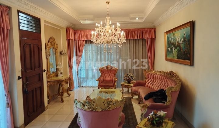 Dijual Cepat Rumah 2 Lantai di Kramat Jakarta Pusat