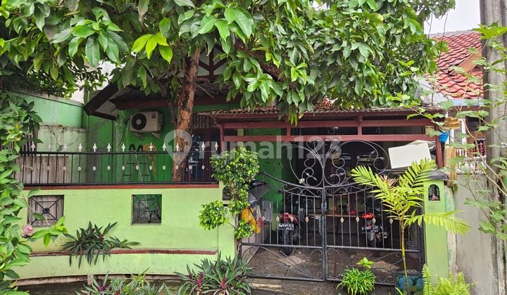 Dijual rumah di duta garden,lokasi strategis,cluster,harga nego.