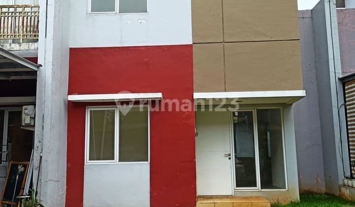 Dijual murah rumah 2 lantai di Serpong lagoon,lokasi oke,hrg nego