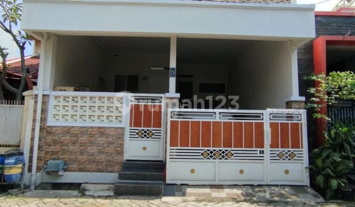 Dijual Rumah Bagus 2 Lantai Di Taman Royal Lokasi Bagus Hrg Nego